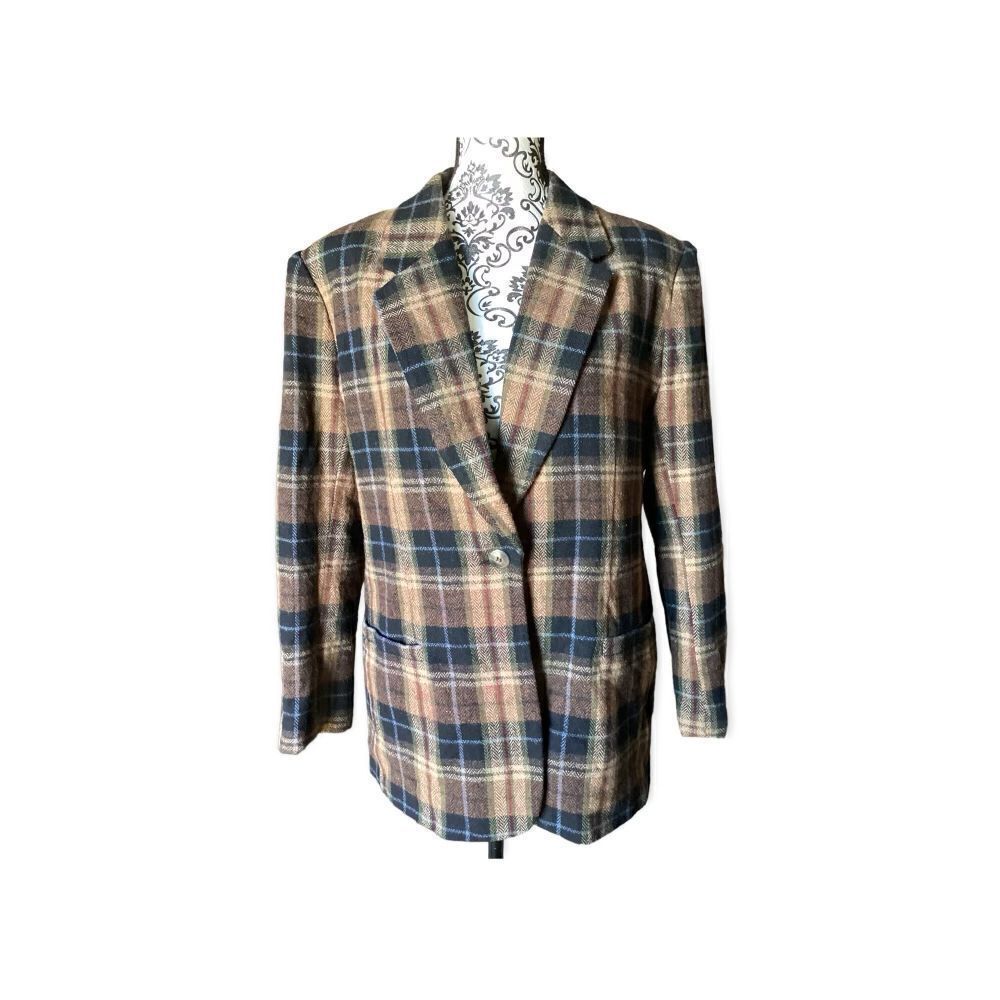 Vintage Woman’s White Stag Plaid Jacket/Blazer Size: 12